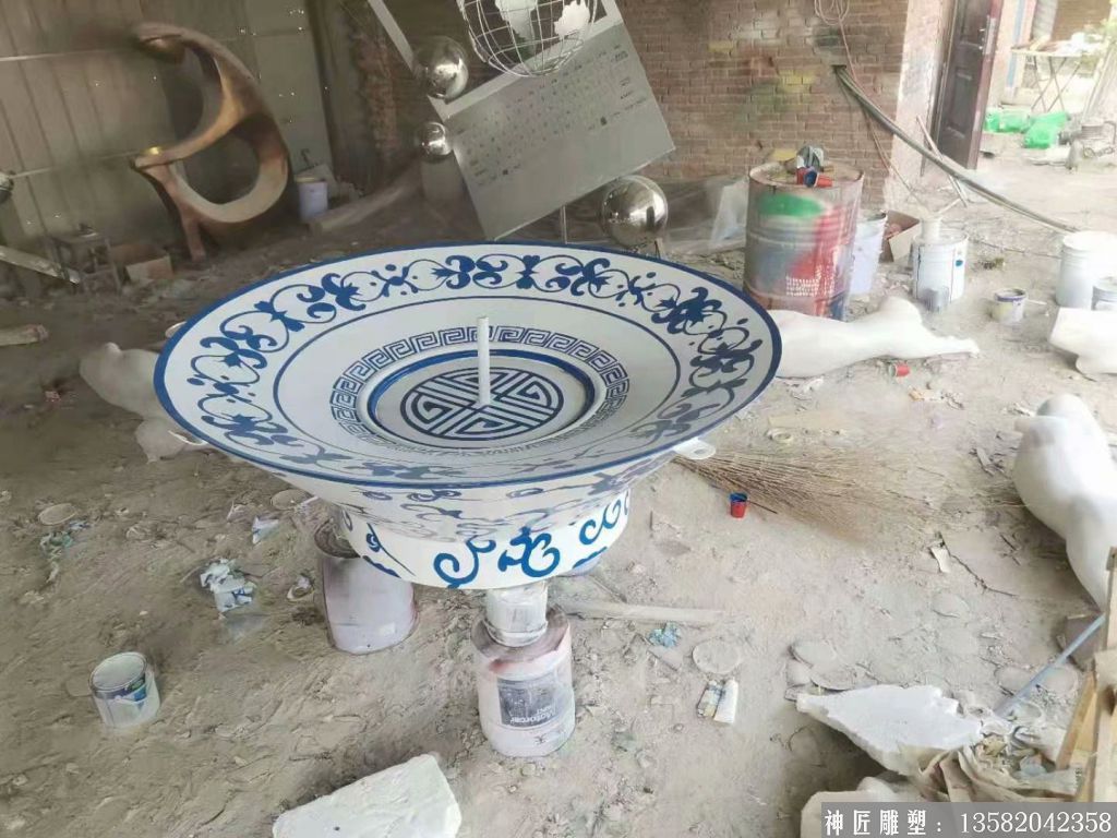 不銹鋼青花瓷碗雕塑 景區(qū)觀賞雕塑9