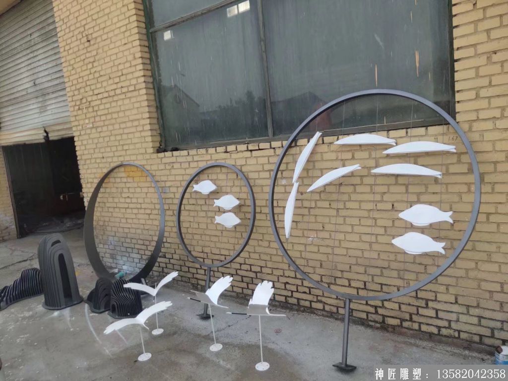 不銹鋼水景雕塑 池塘景觀雕塑