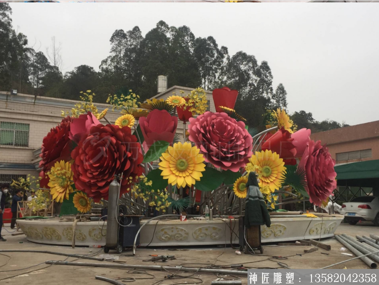 不銹鋼花籃雕塑 廣場(chǎng)花籃雕塑 景觀花籃雕塑圖片